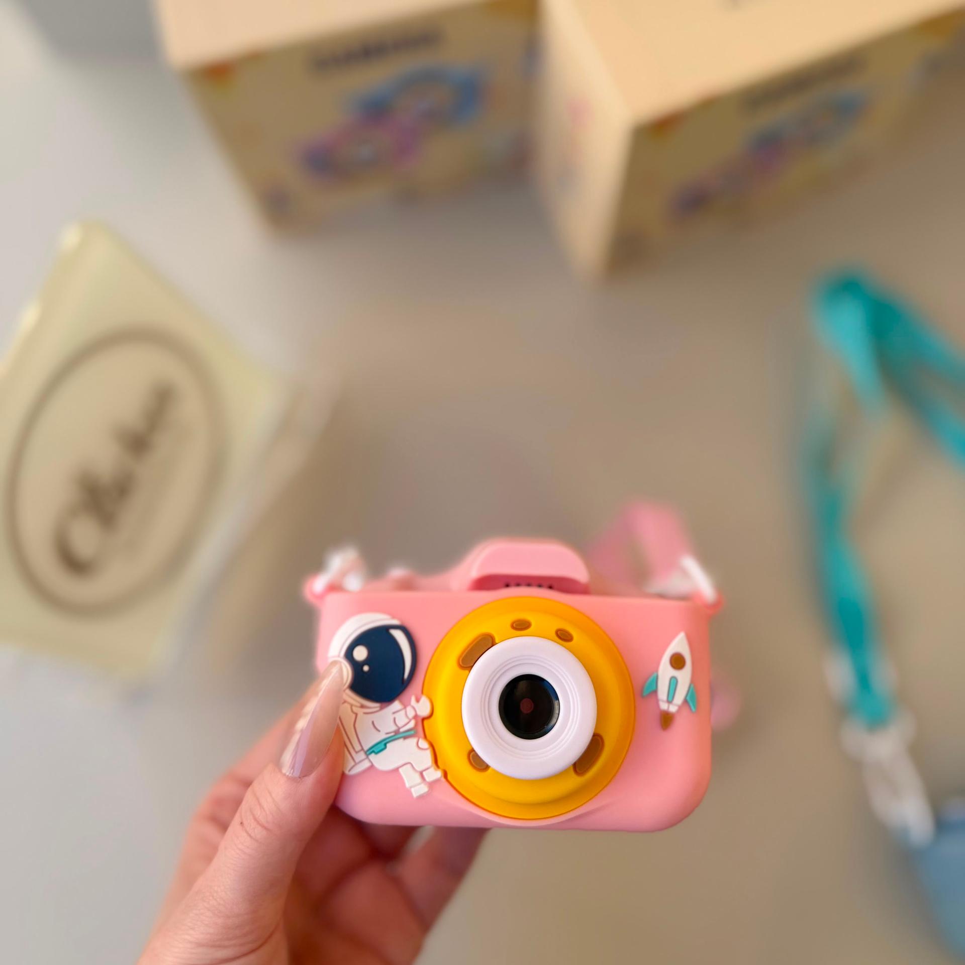 Kids Digital Camera with Astronaut Design