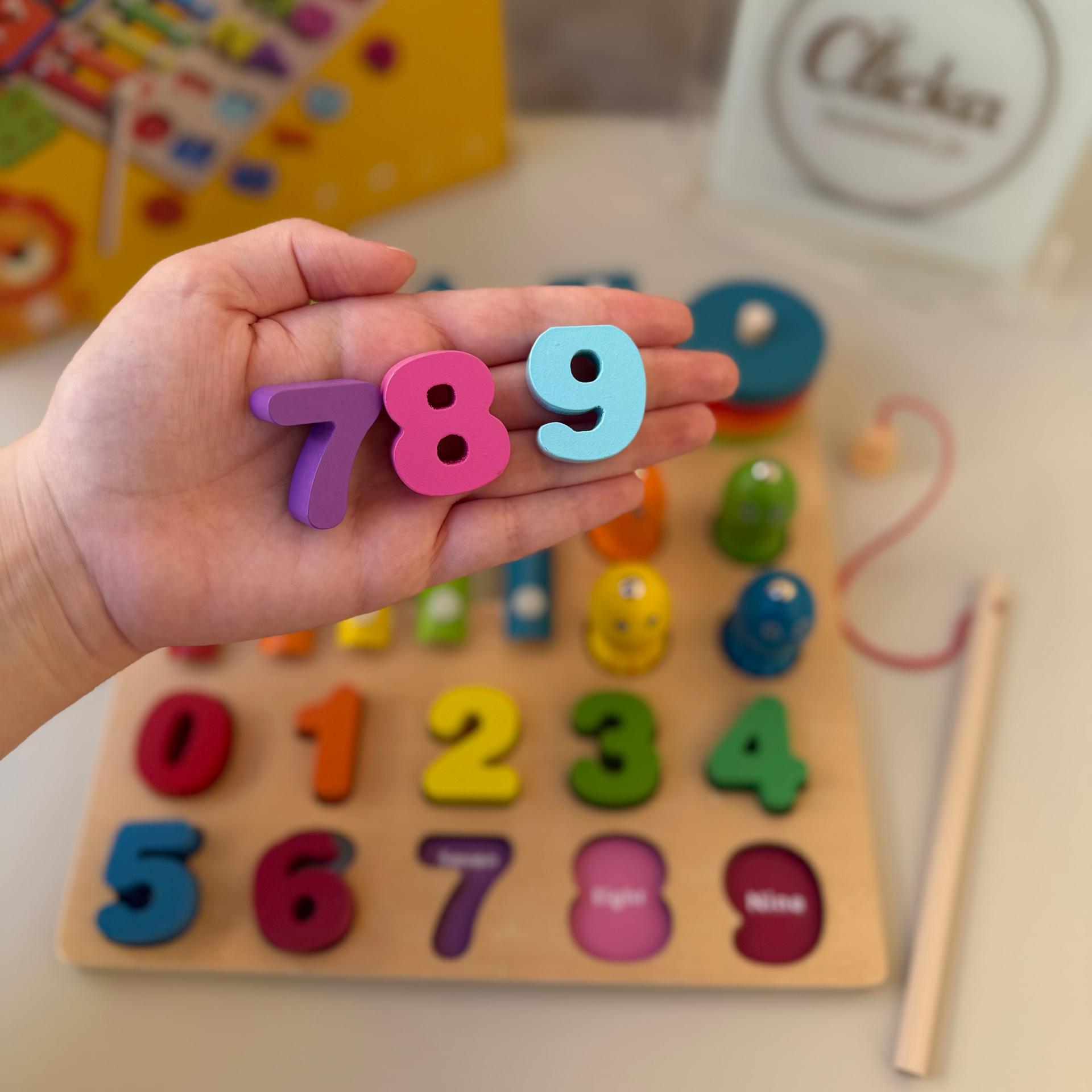 لوح التعلم الخشبي 4 في 1