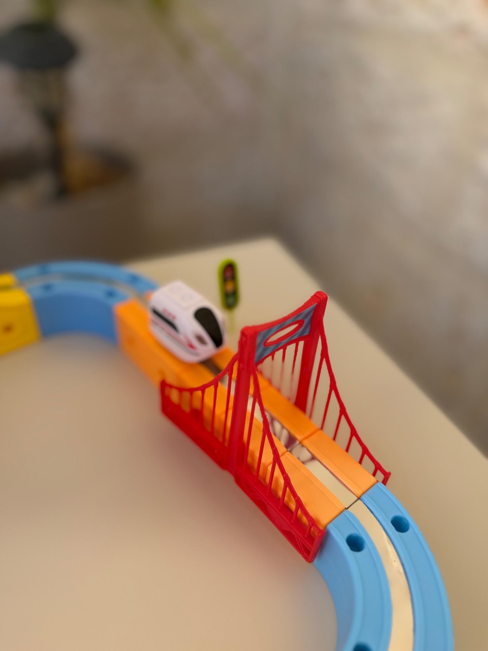 Kids Magnetic Track Train Set