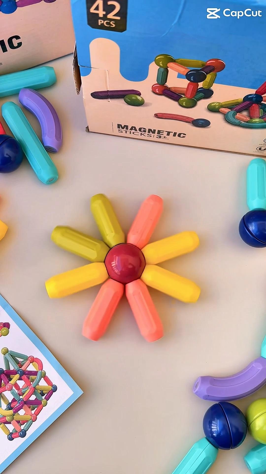 Educational Magnetic Building Blocks video 7