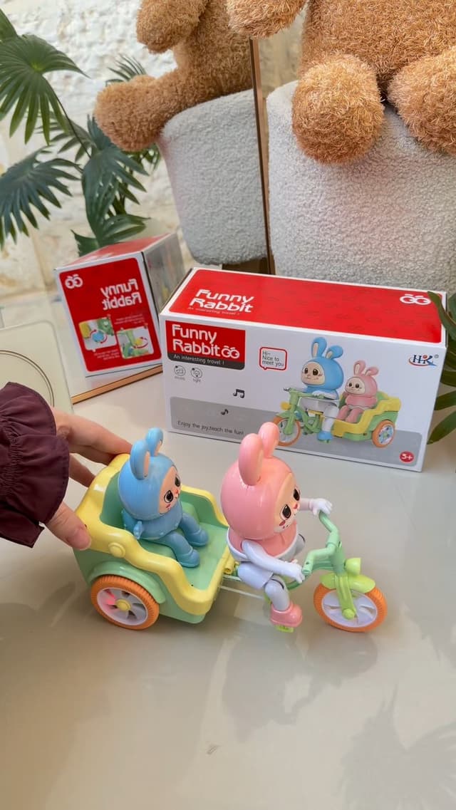 Happy Bunny Tricycle with Trailer video 6